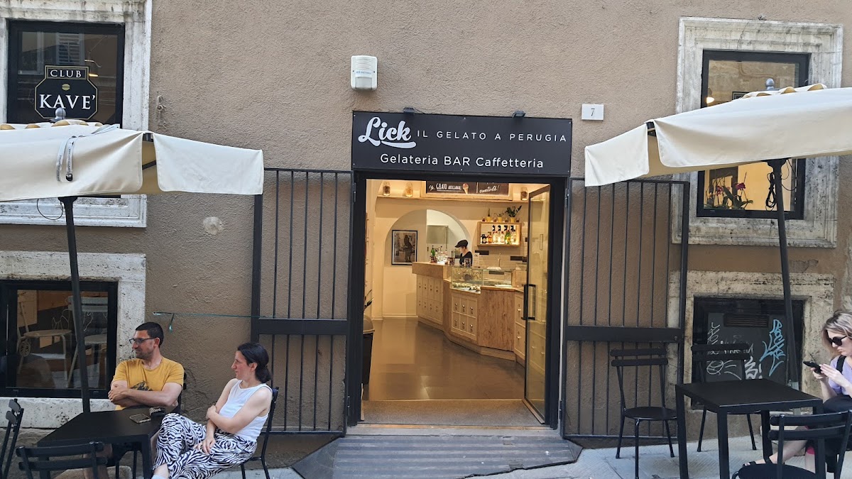 Il locale visto dall'interno.