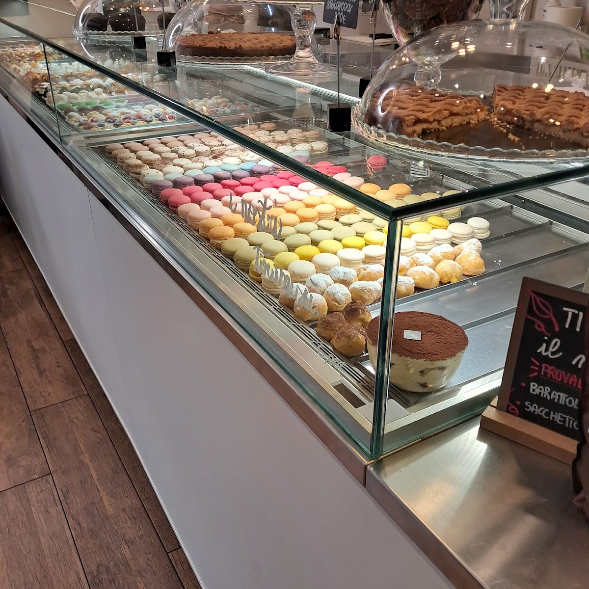 Gelateria Pasticceria Caffetteria Brina