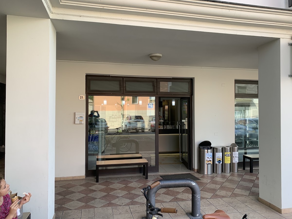 Gelateria Amordilatte di Fichele Angela