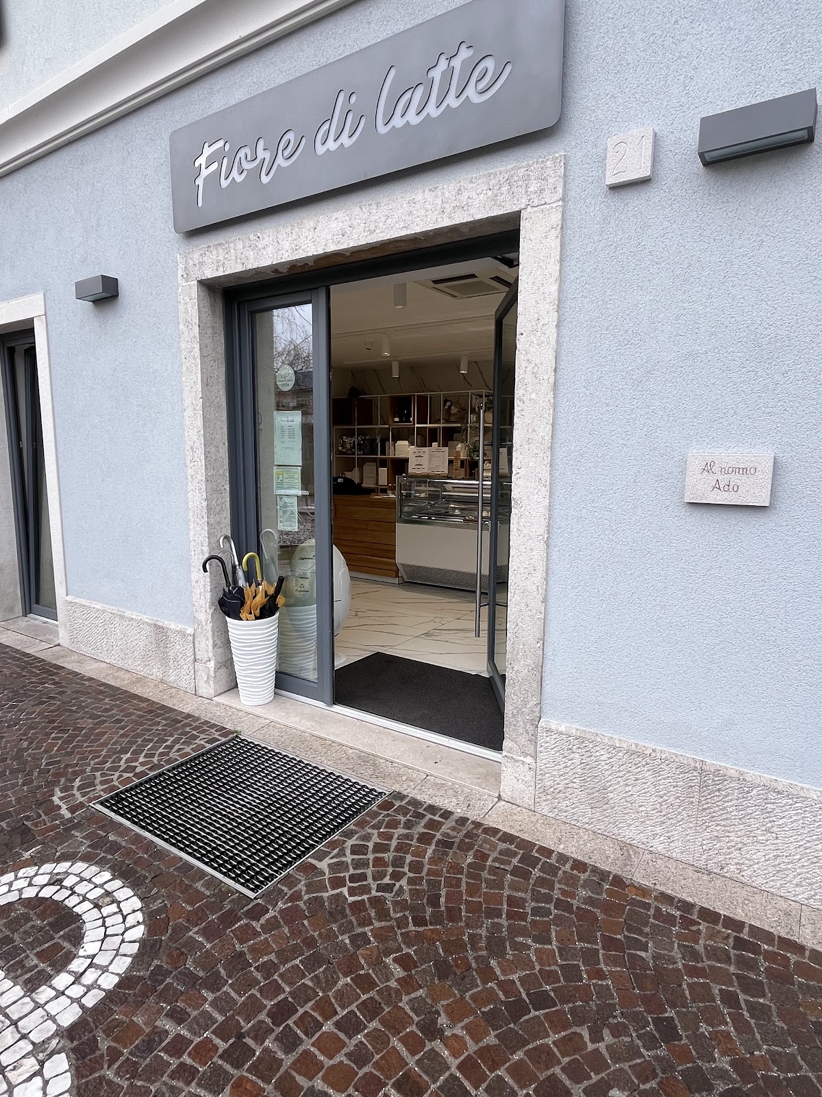 Gelateria Fiore di Latte