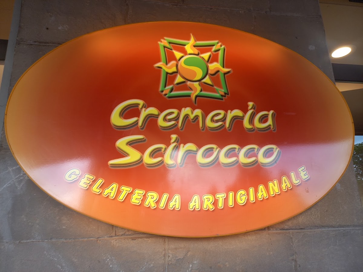 Il locale visto dall'interno.