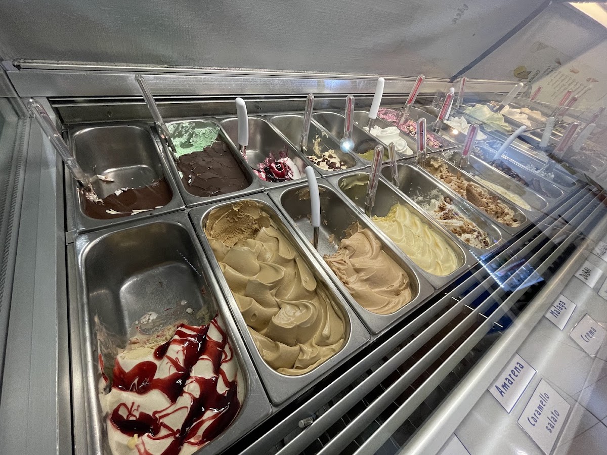 Gelateria Artigianale Ice Boat