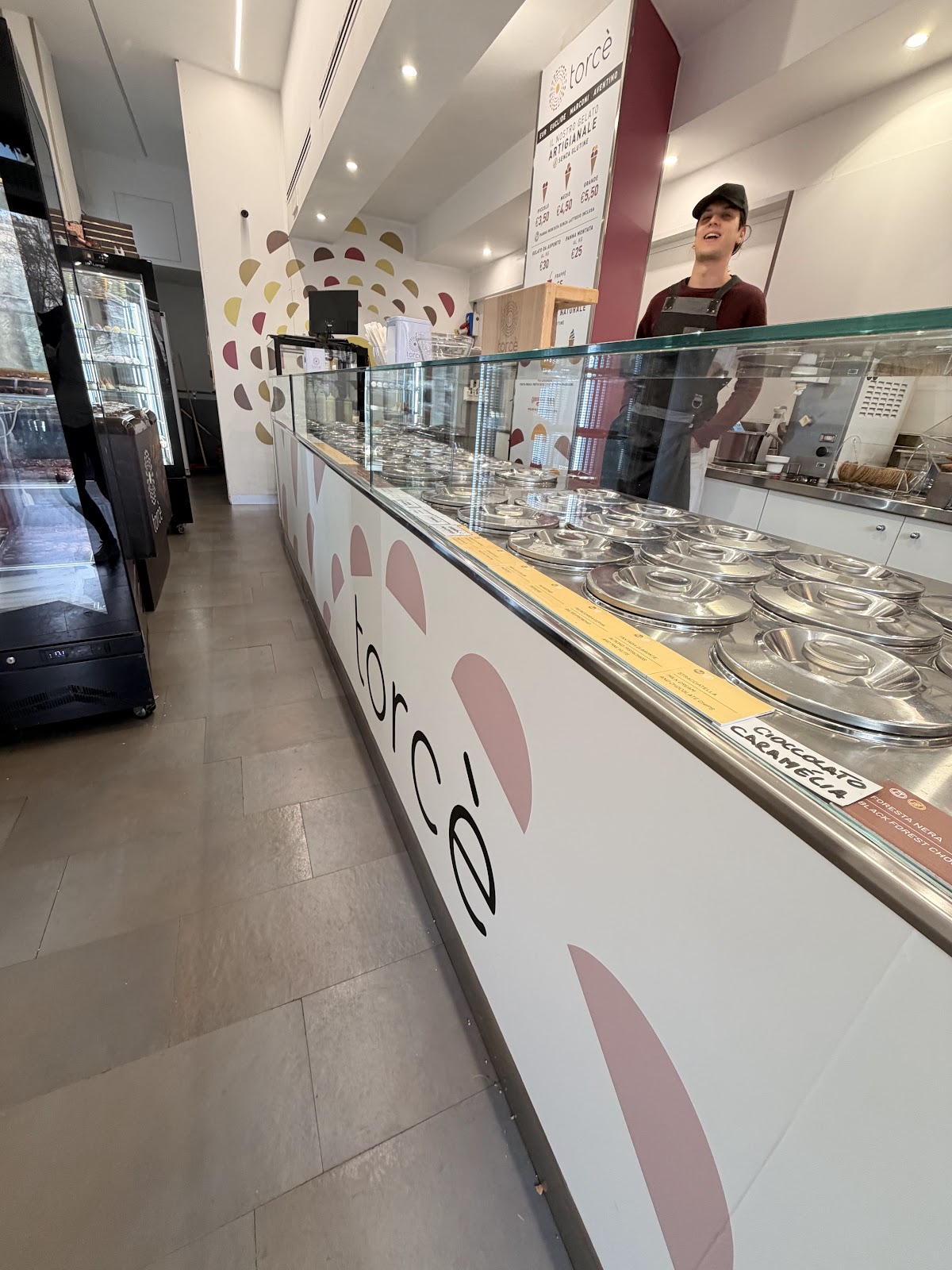 Il locale visto dall'interno.